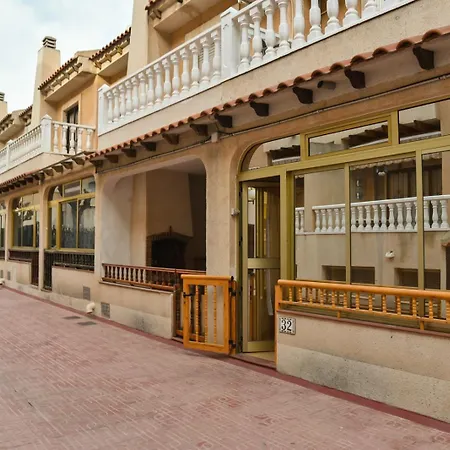 Seascape-tranquil 3 Bedroom Town House Τορεβιέχα
