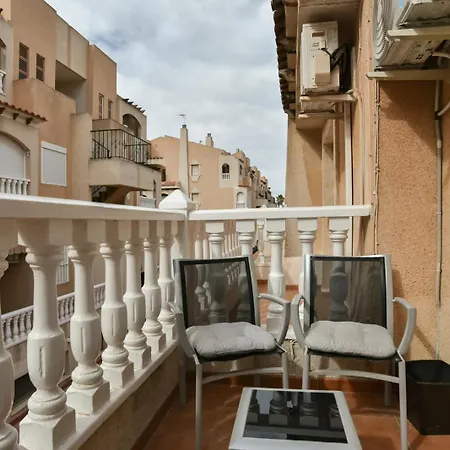 Σπίτι διακοπών Seascape-tranquil 3 Bedroom Town House Τορεβιέχα